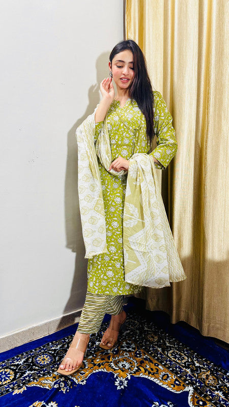 Readymade Kurta Pant Dupatta -DESIGN 109